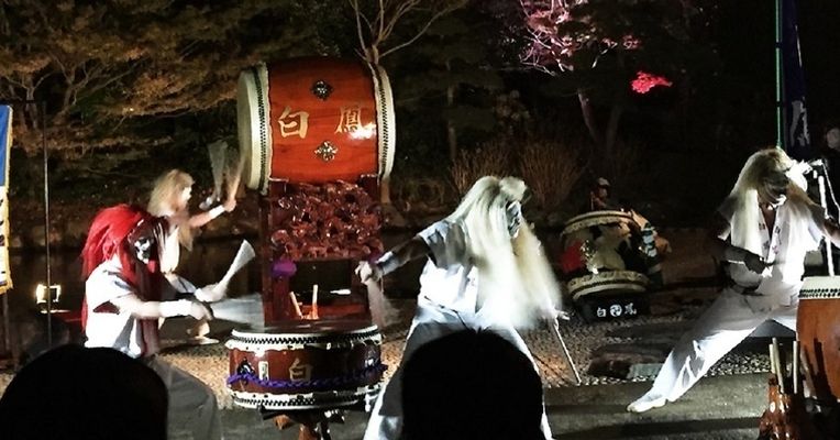 11月22日 日 幕張海浜公園 見浜園 創立30周年記念 灯ろう祭り 地元のコミュニティに出会えるプラットフォーム コミュチカ 11月22日 日 幕張海浜公園 見浜園 創立30周年記念 灯ろう祭り 地元のコミュニティに出会えるプラットフォーム コミュチカ